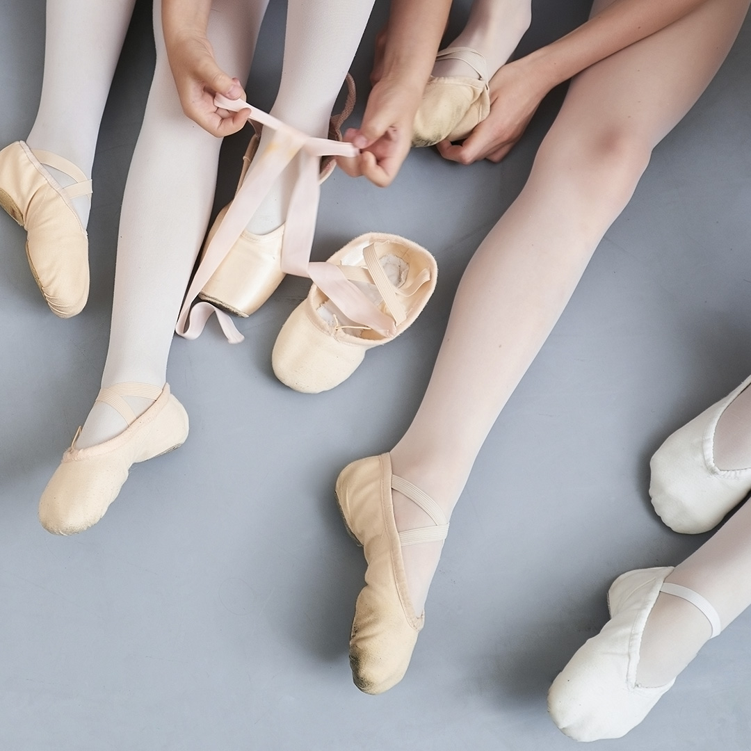 Selvrespekt global Forpustet Balletstrømpebukser rosa og hvid - stort udvalg Dansebutikken